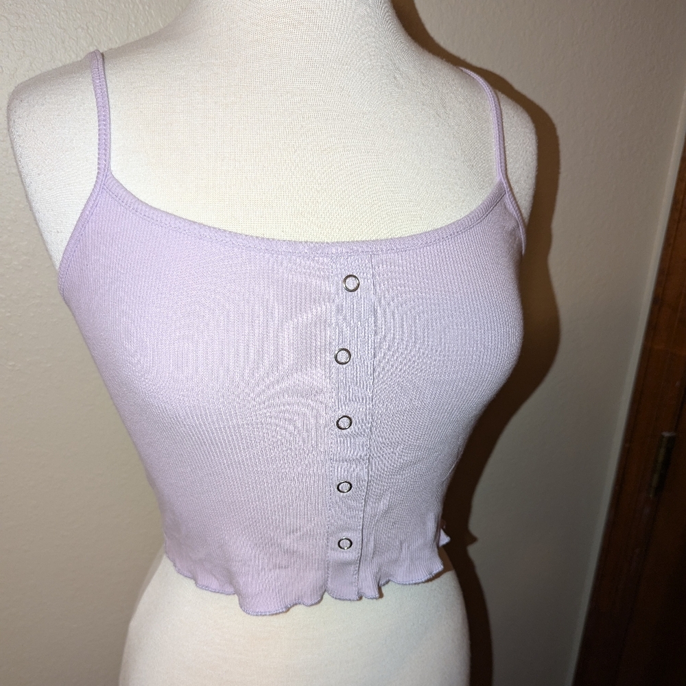 Ambiance - lavender purple cropped tank - medium - ribbed - button up detail